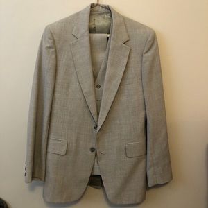 NWOT 3 piece gray suit